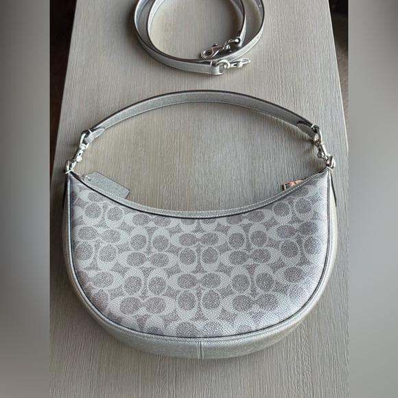 Coach “Aria” Shoulder Bag Silver Metallic w/ Adjustable Strap & Hang Tag - Picture 6 of 11